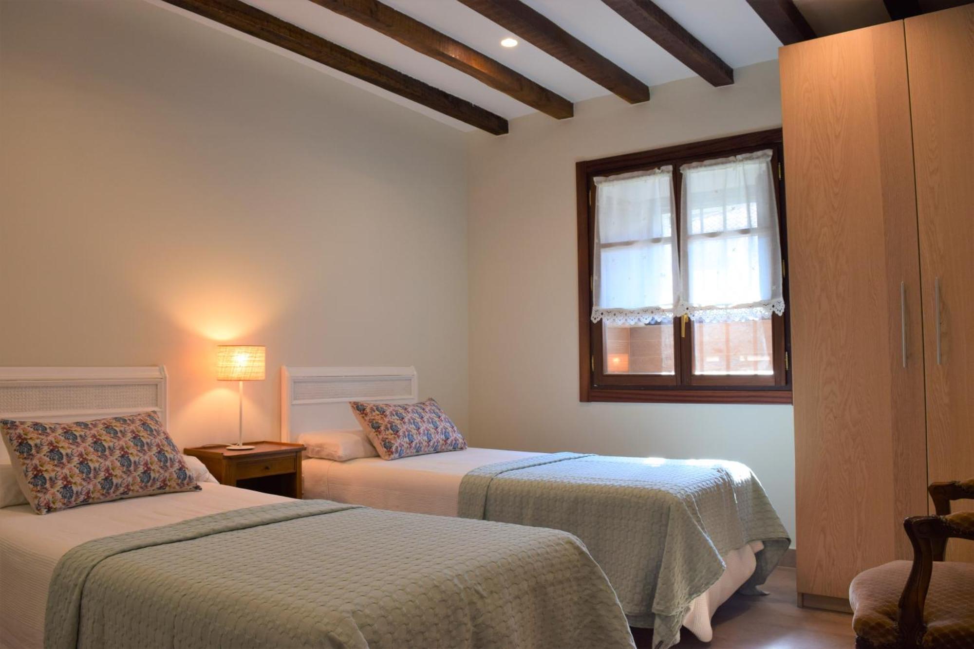 Peritxenea Landa Apartamentuak Lesaka Ngoại thất bức ảnh